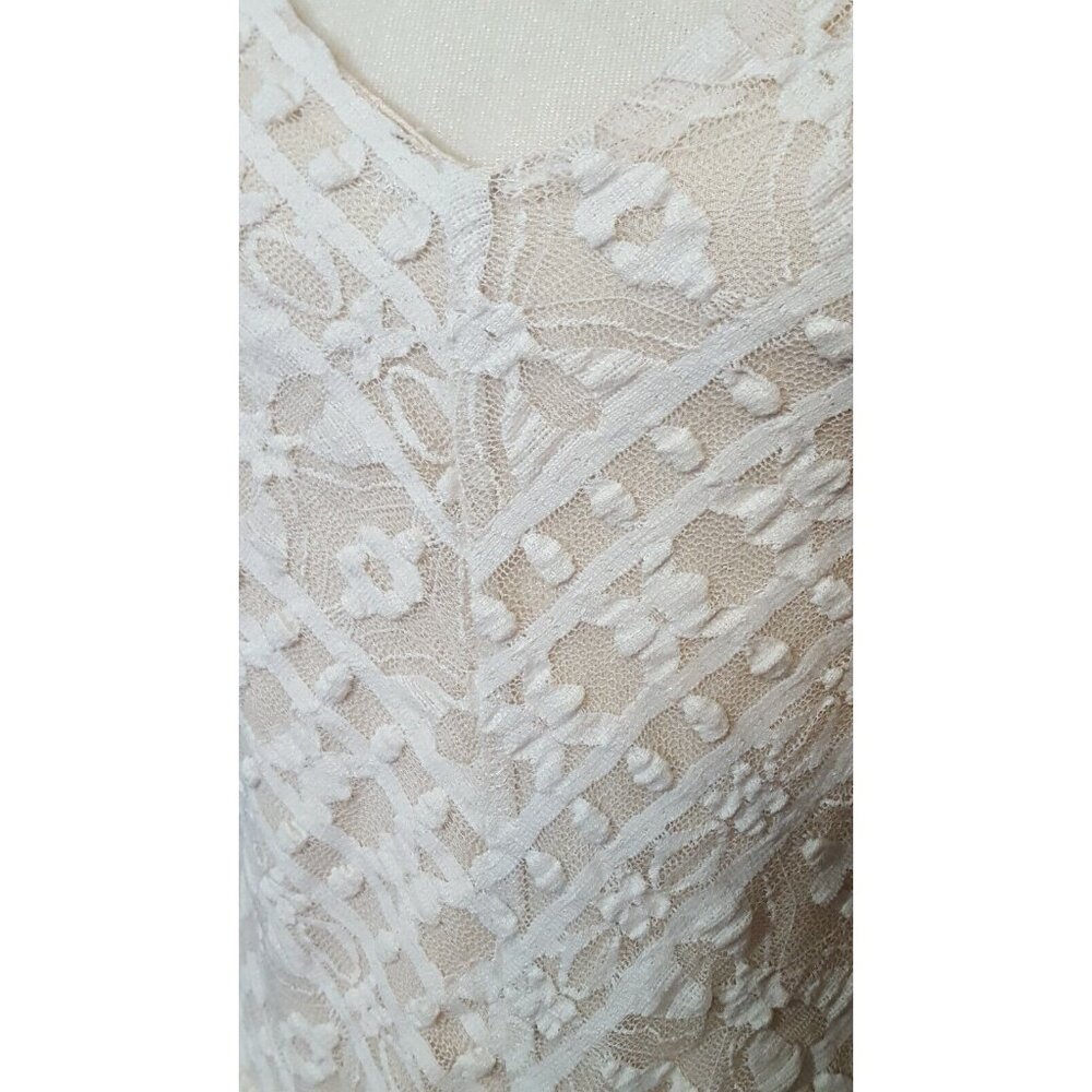 Olive Tree Lace Crochet Romper Women's Size S Shorts Jumper Sleeveless Cream - Picture 3 of 8